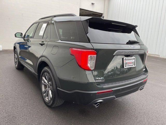 2022 ford explorer xlt