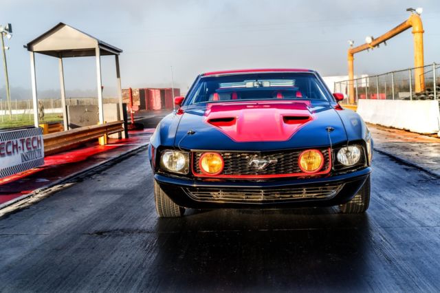 1972 mustang custom resto-mod