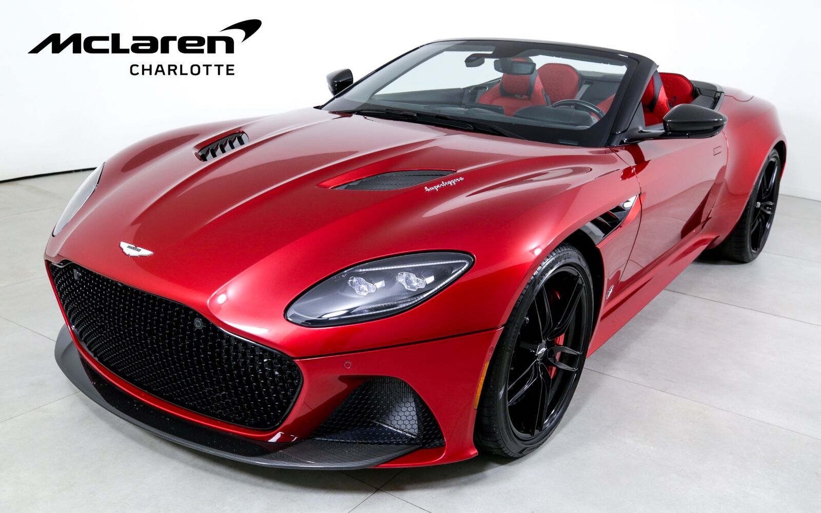 2021 aston martin dbs superleggera