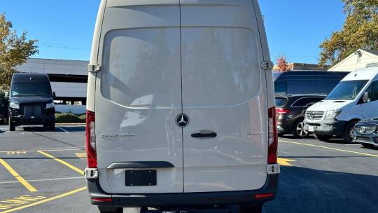 2025 Mercedes-Benz Sprinter