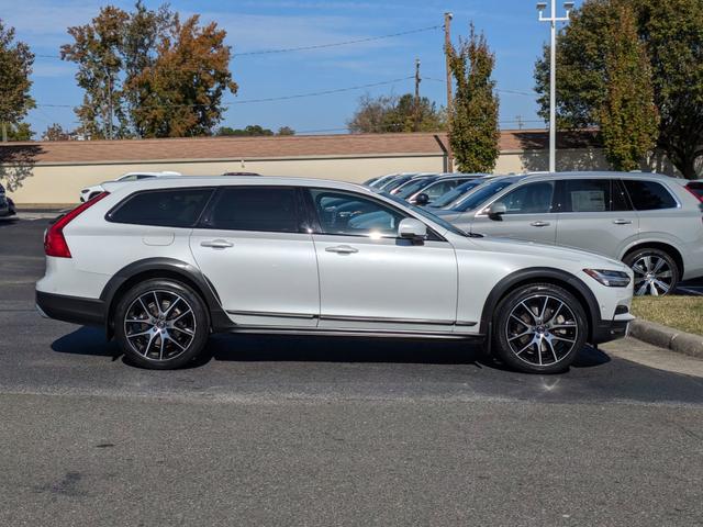 2020 volvo v90 cross country t6 awd