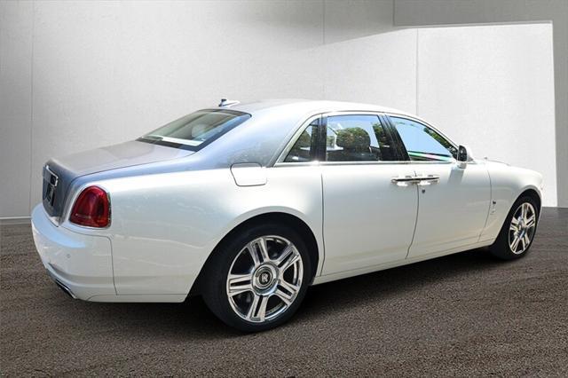 2016 rolls-royce ghost