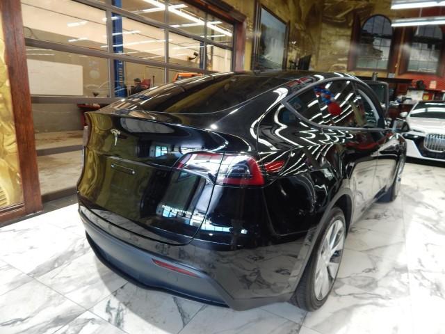 2022 tesla model y long range