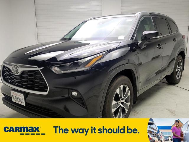 2021 toyota highlander xle