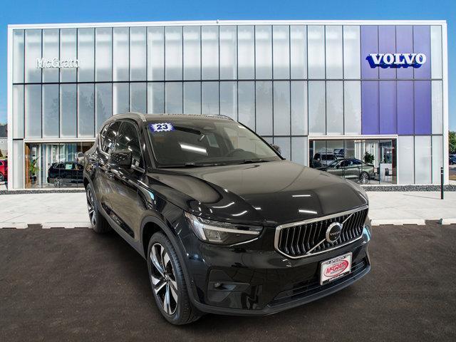 2023 volvo xc40 b5 ultimate bright theme