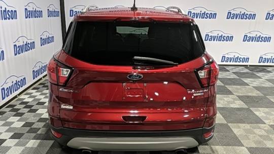 2019 ford escape titanium