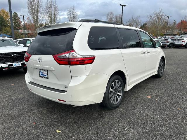2020 toyota sienna xle premium