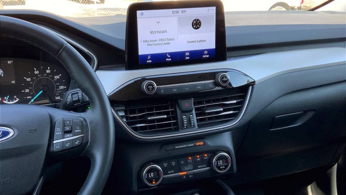 2021 ford escape se