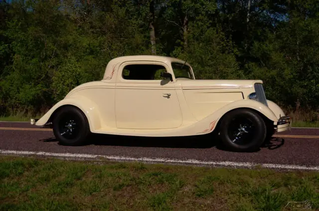 1934 ford model 40 deluxe replica coupe