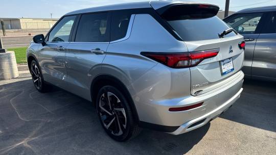 2024 Mitsubishi Outlander