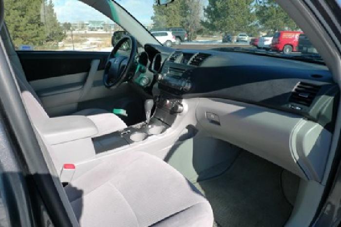 obo toyota highlander 2008 - base with 3rd row seat - 93k miles in denver, co