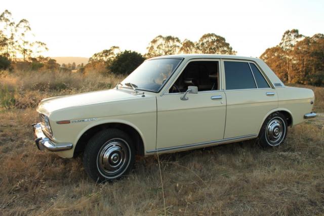1969 datsun 510 4 door sedan