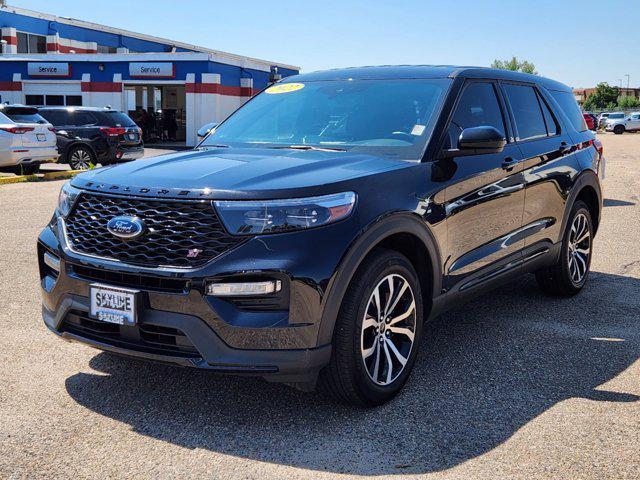 2022 ford explorer st