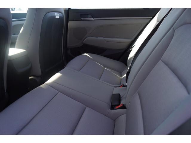 2018 hyundai elantra se se 4dr sedan 6a for sale in middletown, rhode island