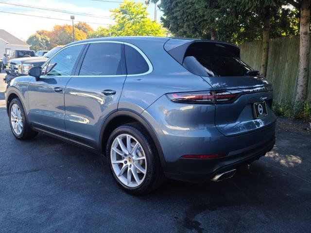 2019 porsche cayenne base