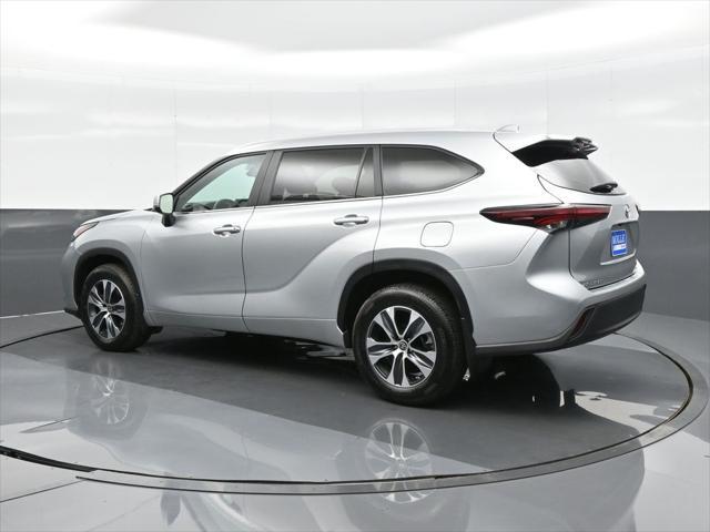 2024 toyota highlander xle