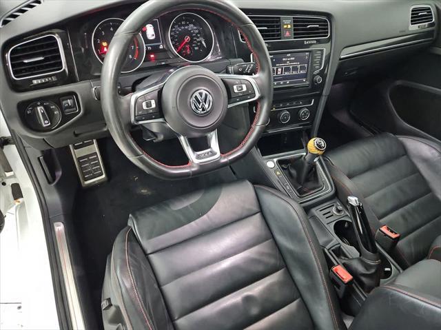 2016 volkswagen golf gti 2.0t se 4-door