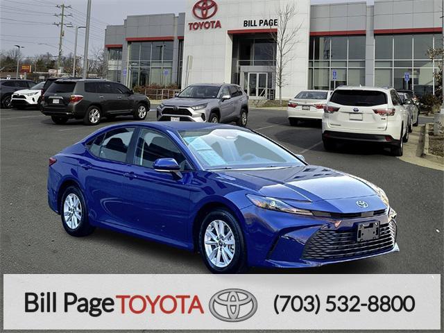 2025 toyota camry le