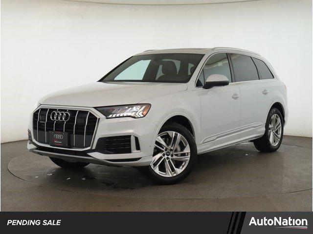 2024 audi q7 45 premium plus
