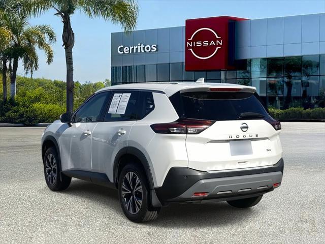 2021 nissan rogue sv