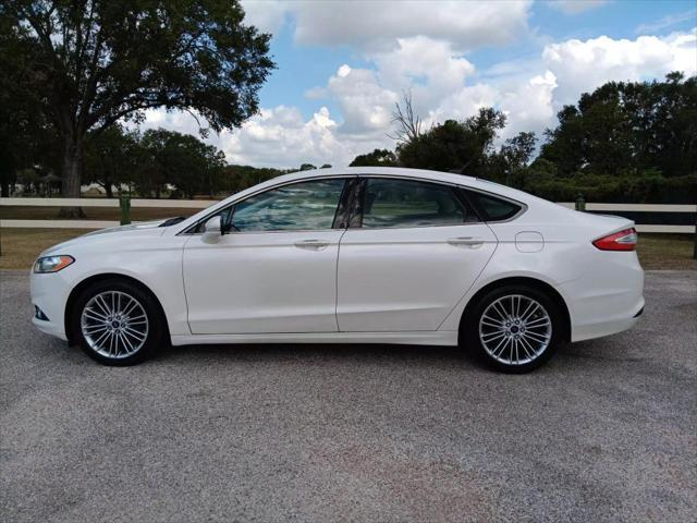 2014 ford fusion se