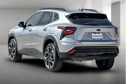 2024 chevrolet trax
