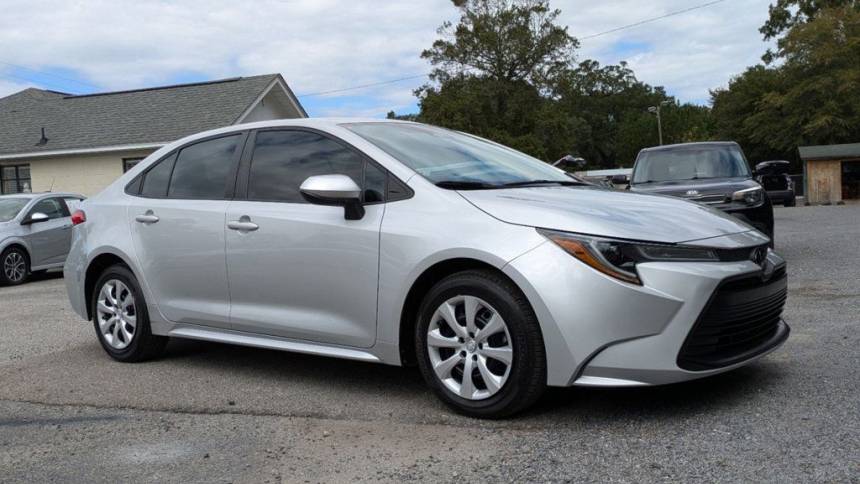 2023 toyota corolla le