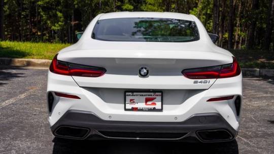 2021 bmw 8 series 840i