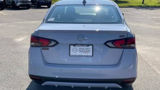 2024 Nissan Versa sr