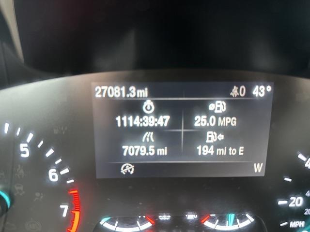 2021 ford escape se