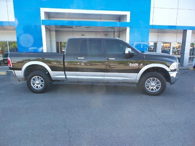 2014 ram ram pickup 3500 laramie 4x4 laramie 4dr mega cab 6.3 ft. sb pickup for sale in gas hills, wyoming