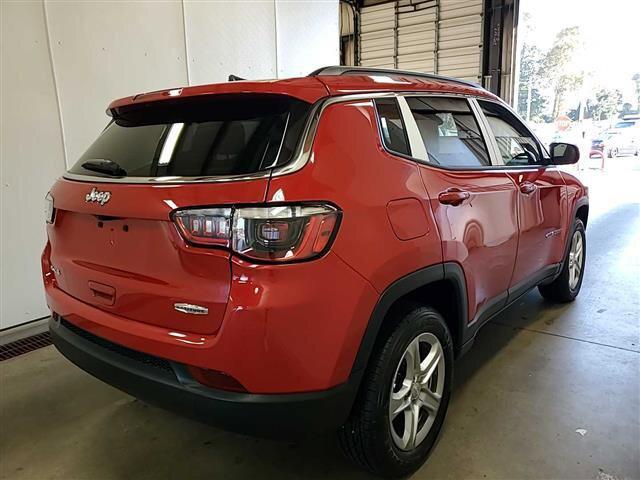 2023 jeep compass latitude