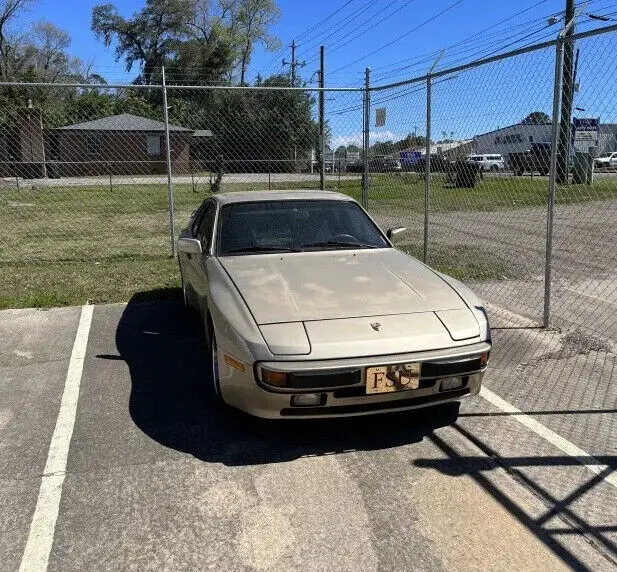 1983 porsche 944 2.5l i4 8v rwd 92,000 original miles