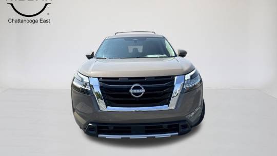 2024 Nissan Pathfinder platinum