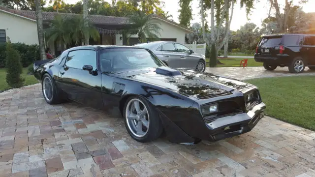 1981 pontiac trans am pro touring resto mod fuel injected!