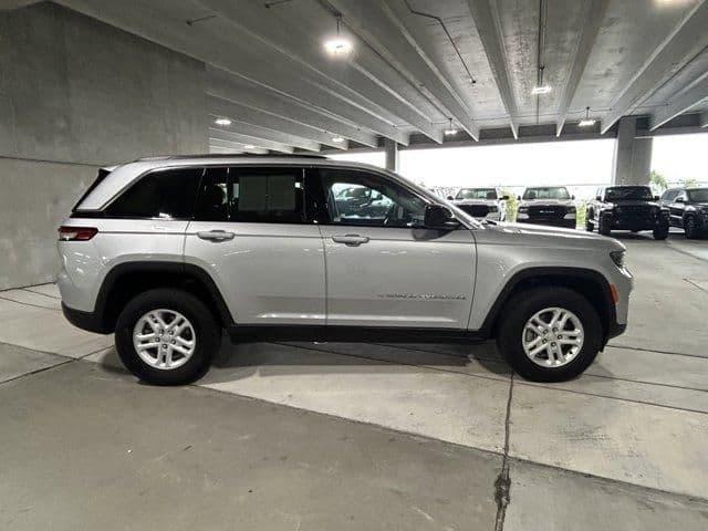 2023 jeep grand cherokee in hialeah, florida
