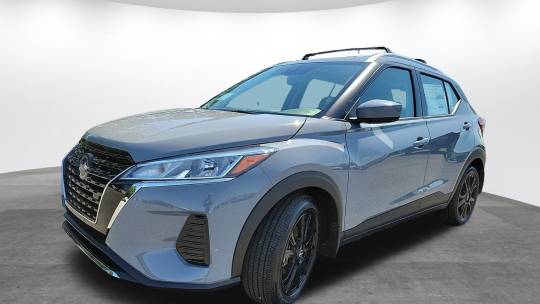 new 2024 nissan kicks sv