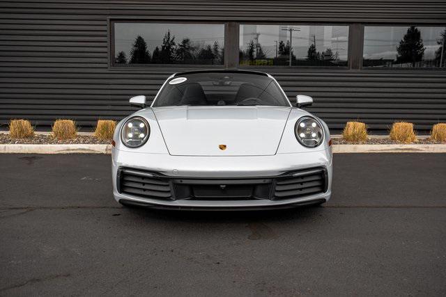 2024 porsche 911 carrera