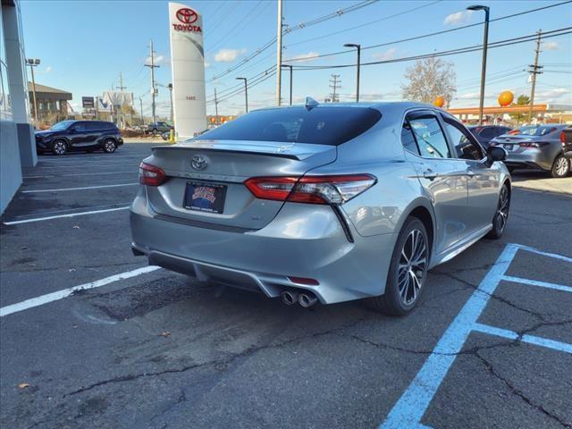 2019 toyota camry l