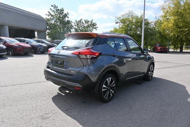2019 nissan kicks sr
