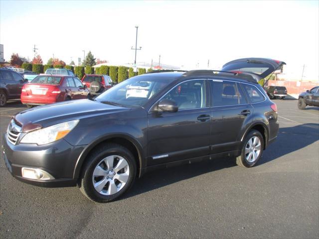 2011 subaru outback 3.6 r limited