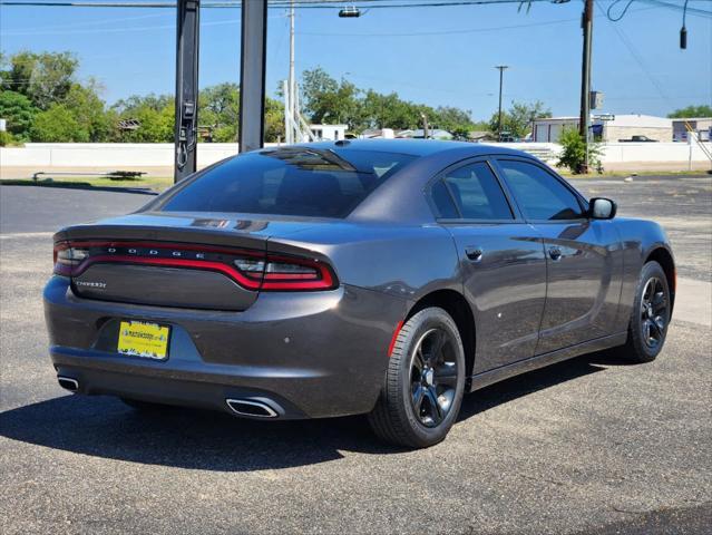 2022 dodge charger sxt