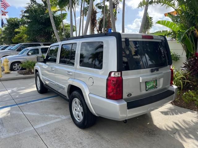 2006 jeep commander base