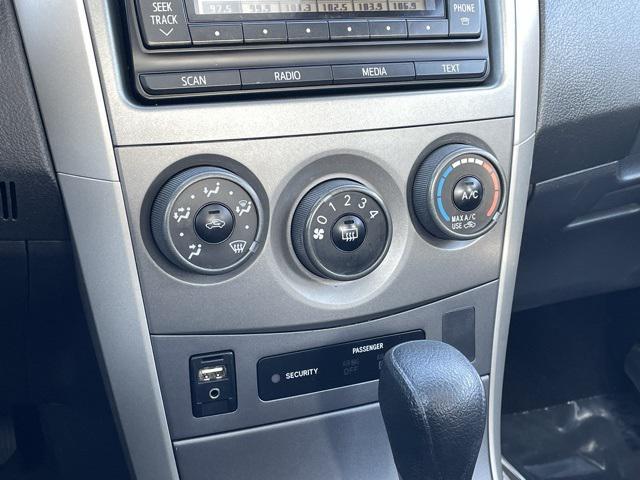 2012 toyota corolla s