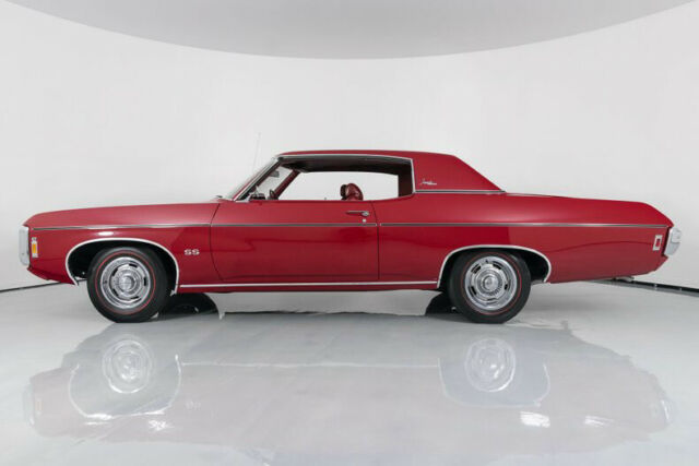 1969 chevrolet impala ss427 4-speed factory air conditioning correct colors