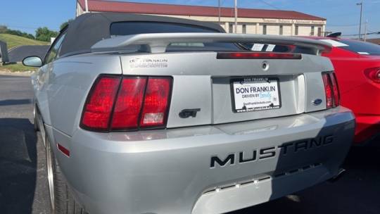 2003 Ford Mustang