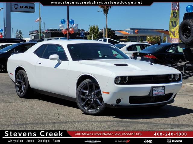 2023 dodge challenger sxt