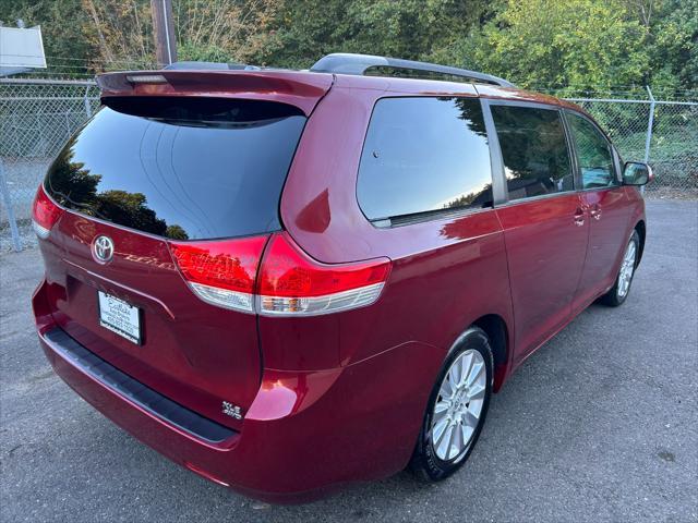 2011 toyota sienna xle