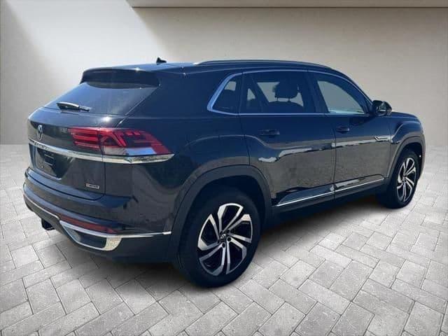 2022 volkswagen atlas cross sport 3.6l v6 sel 4dr all-wheel drive 4motion in waterford, michigan