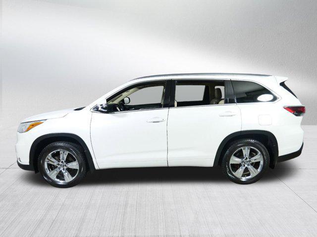 2016 toyota highlander limited